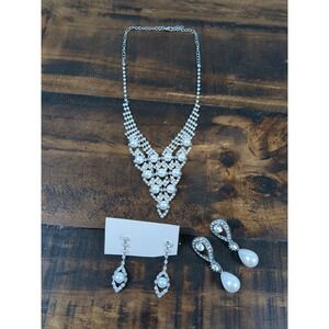Necklace & Earrings Set, Silver Tone & Faux Pearls‎